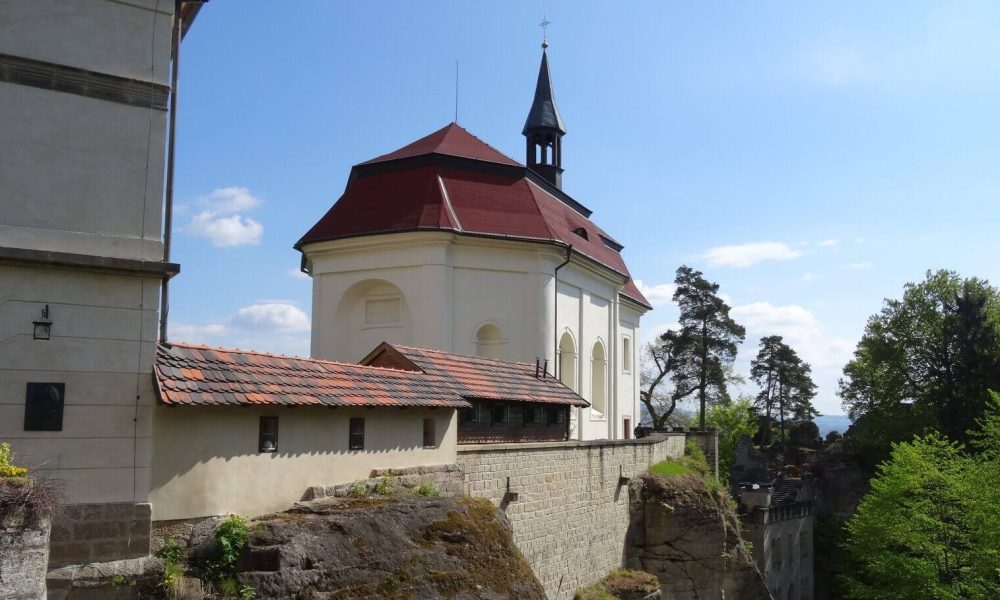 Zamek Valdsejn Czechy wycieczka szkolna