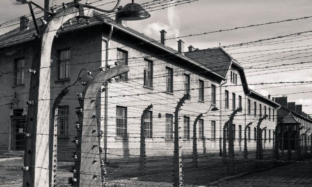 Muzeum Auschwitz wycieczka szkolna