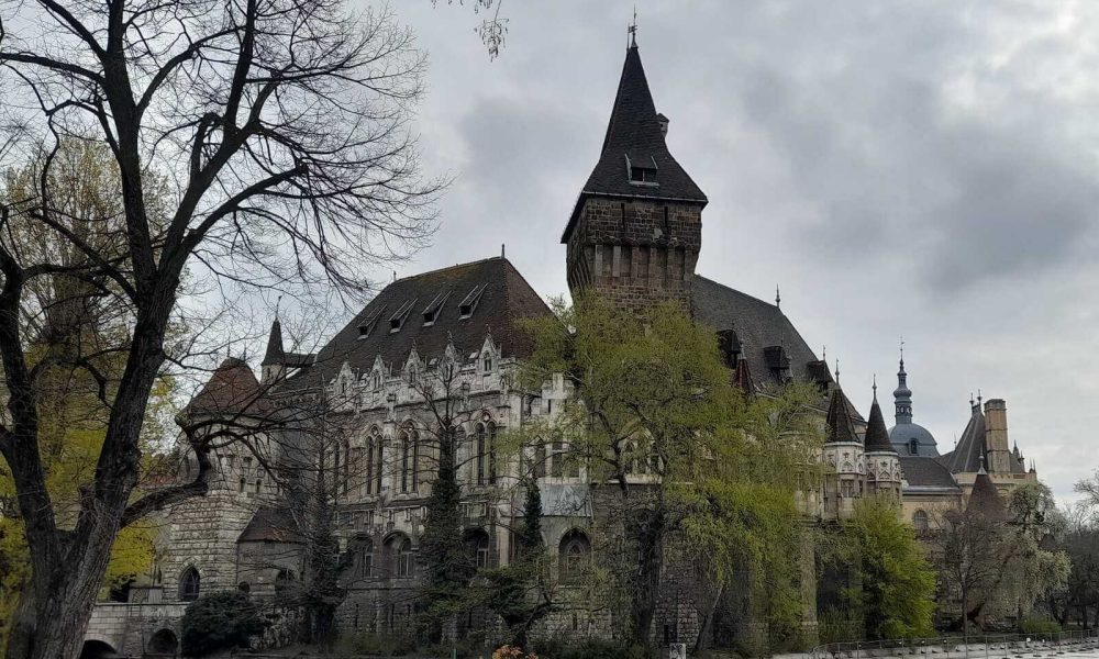 Budapeszt zamek Vajdahunyad wycieczka szkolna