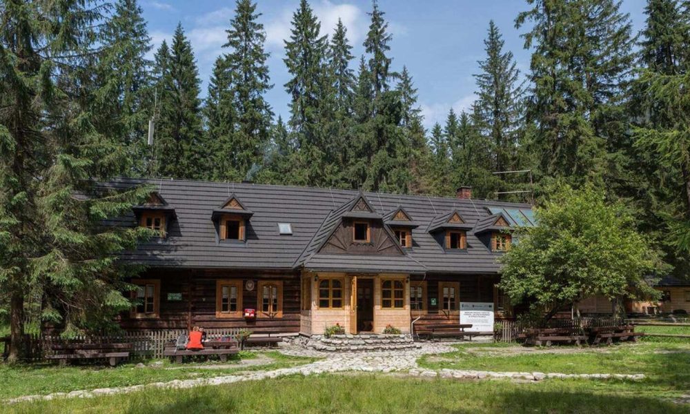 schronisko Roztoka wycieczka szkolna