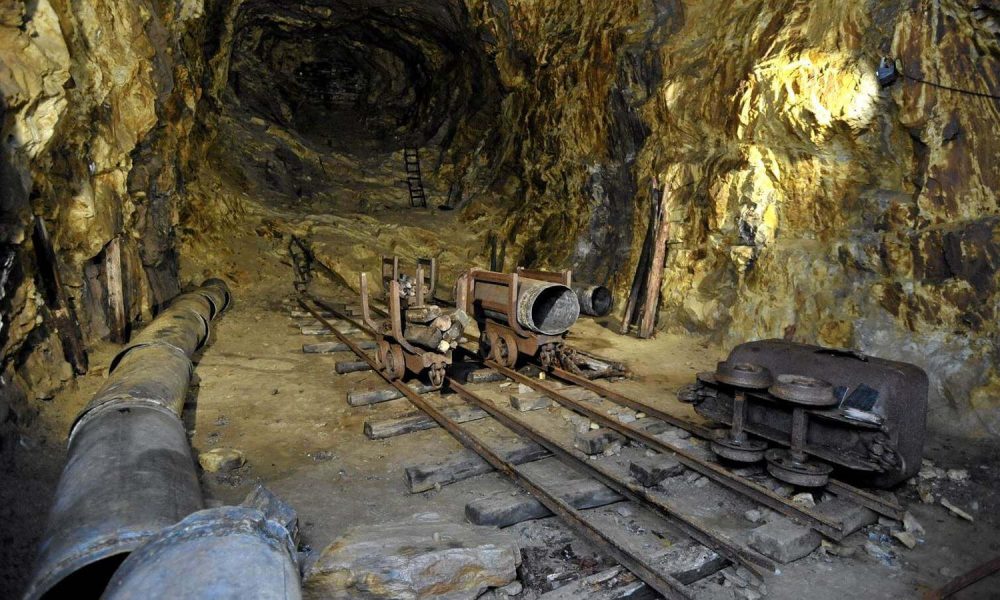 Sztolnie Walimskie Riesse wycieczka szkolna